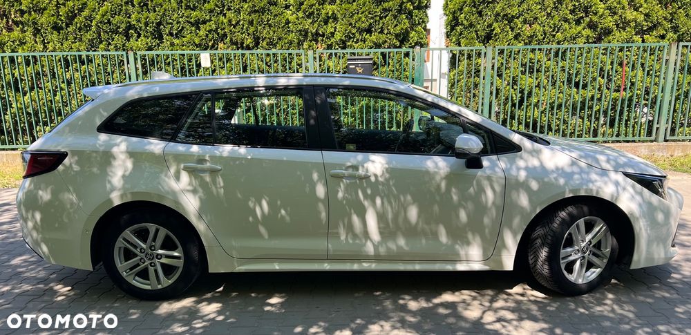 Toyota Corolla 1.8 Hybrid GPF Comfort - 3