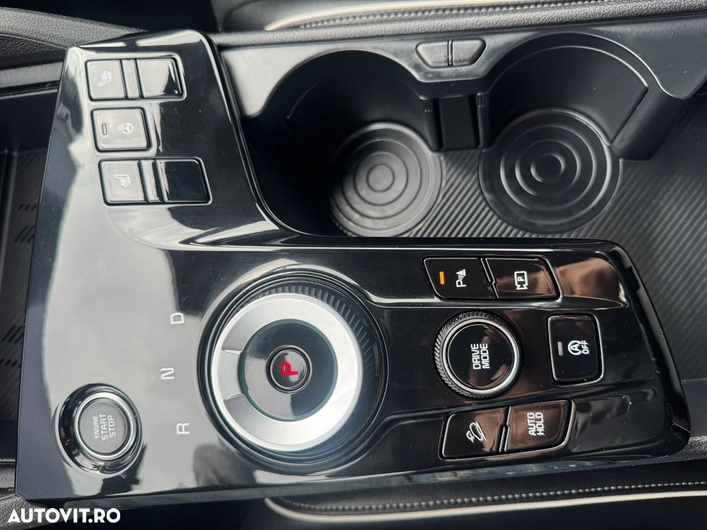 Kia Sportage 1.6 DSL 7DCT HP 4x2 GT Line - 11