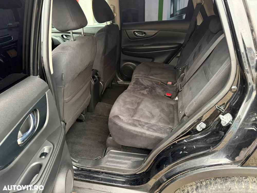 Nissan X-Trail 1.6 dCi Xtronic N-Connecta - 16