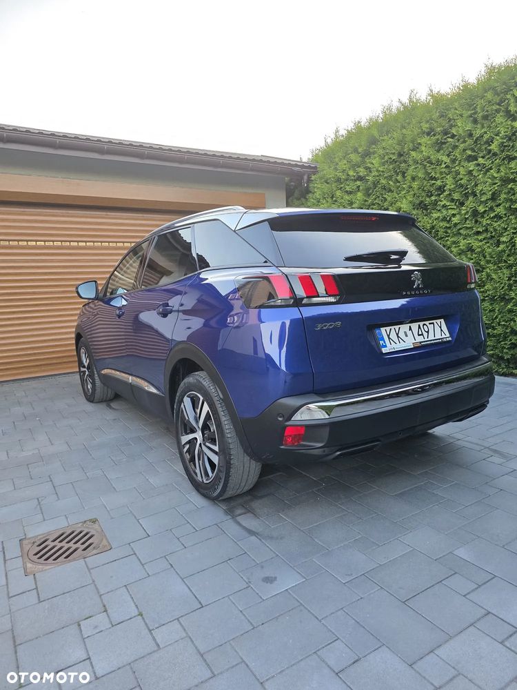 Peugeot 3008 1.2 PureTech Allure S&S - 9