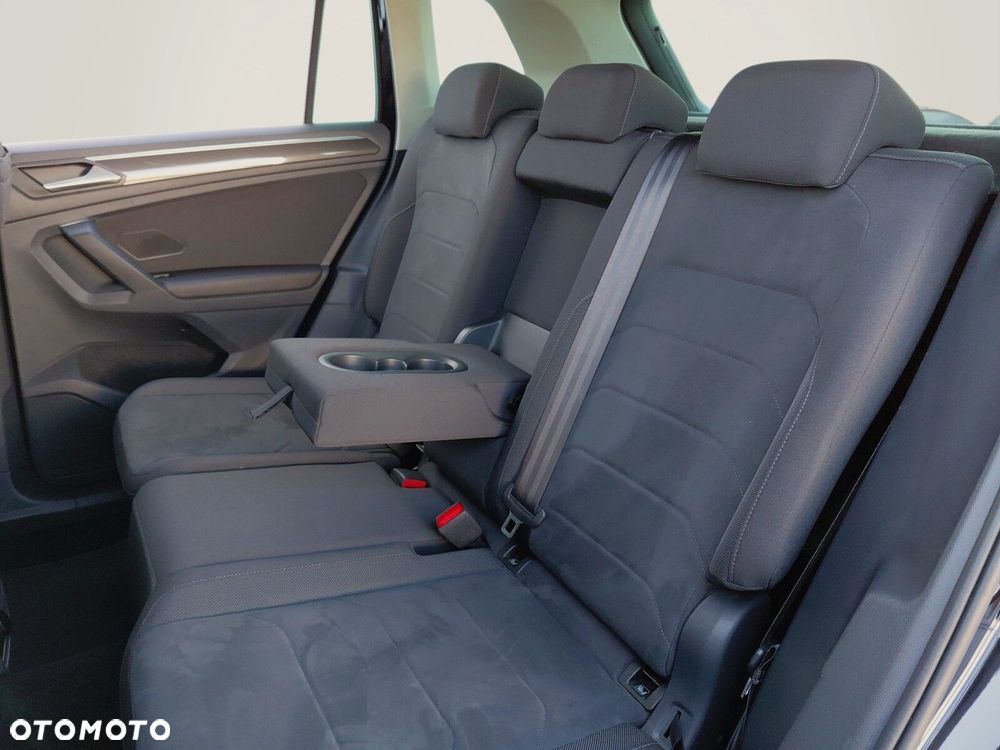 Volkswagen Tiguan 1.5 eTSI Elegance DSG - 11