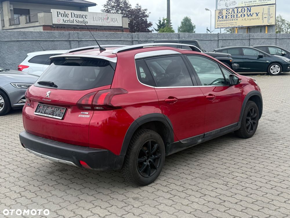 Peugeot 2008 - 6
