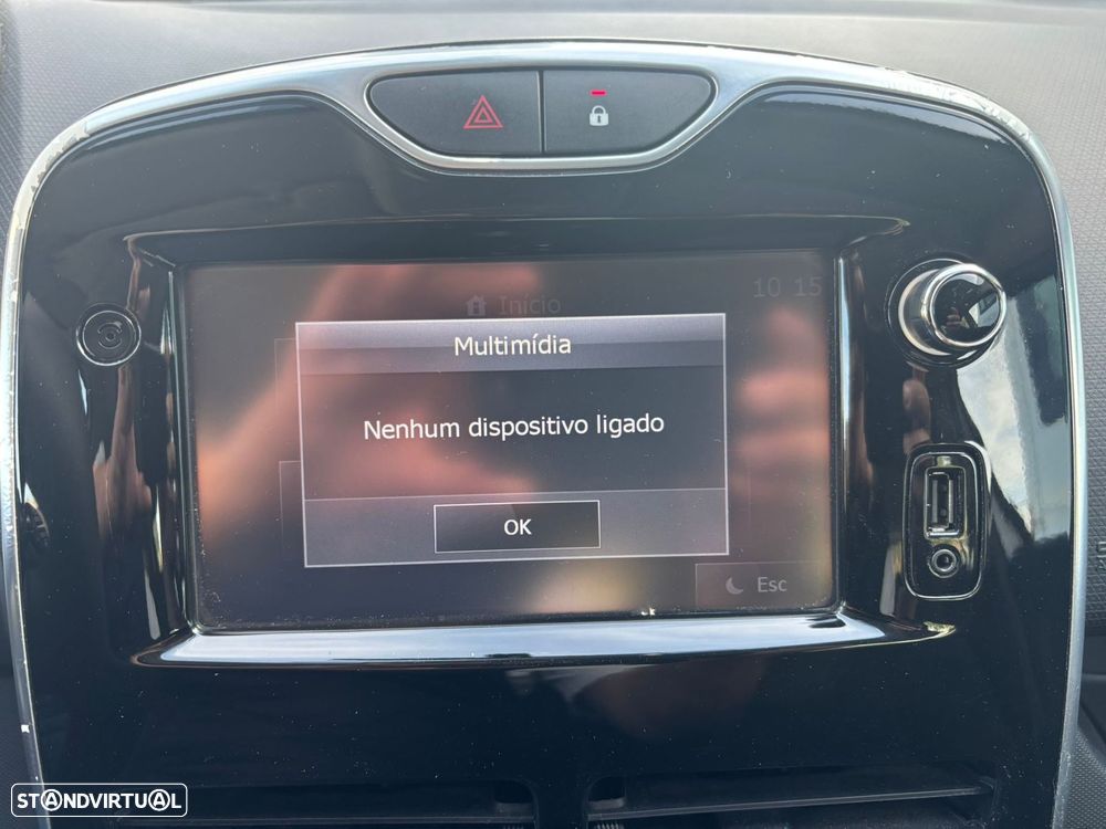 Renault Clio 0.9 TCE Luxe - 31