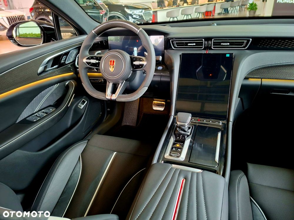 Hongqi H6 2.0T Deluxe - 16