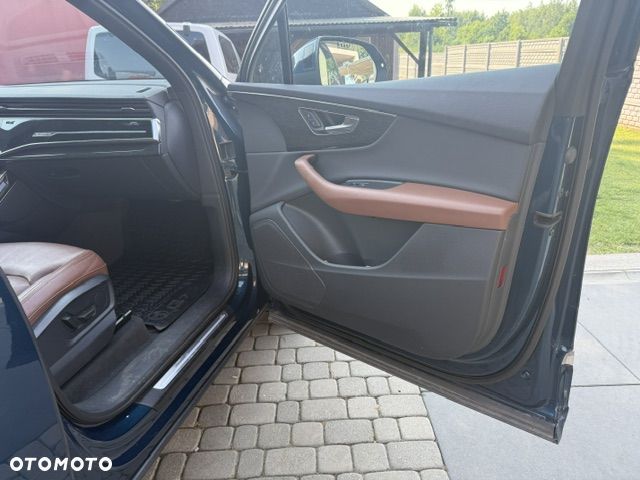 Audi Q7 - 5