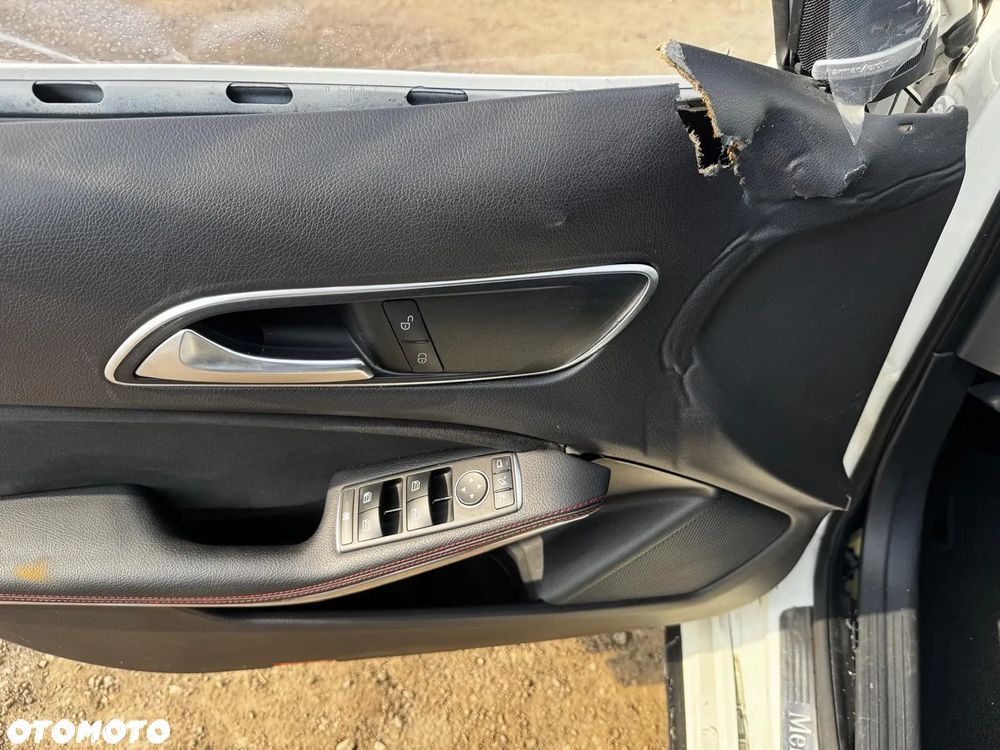 Mercedes-Benz Klasa A ver-180-d-edition-1-7g--dct - 31