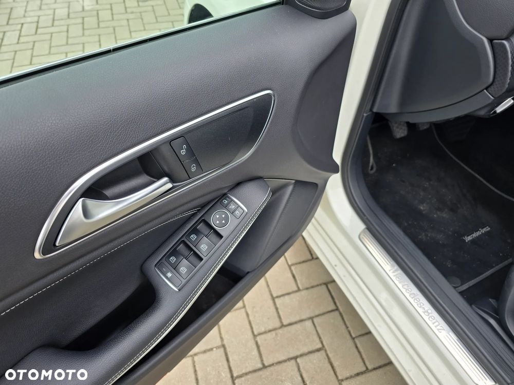 Mercedes-Benz Klasa A - 23