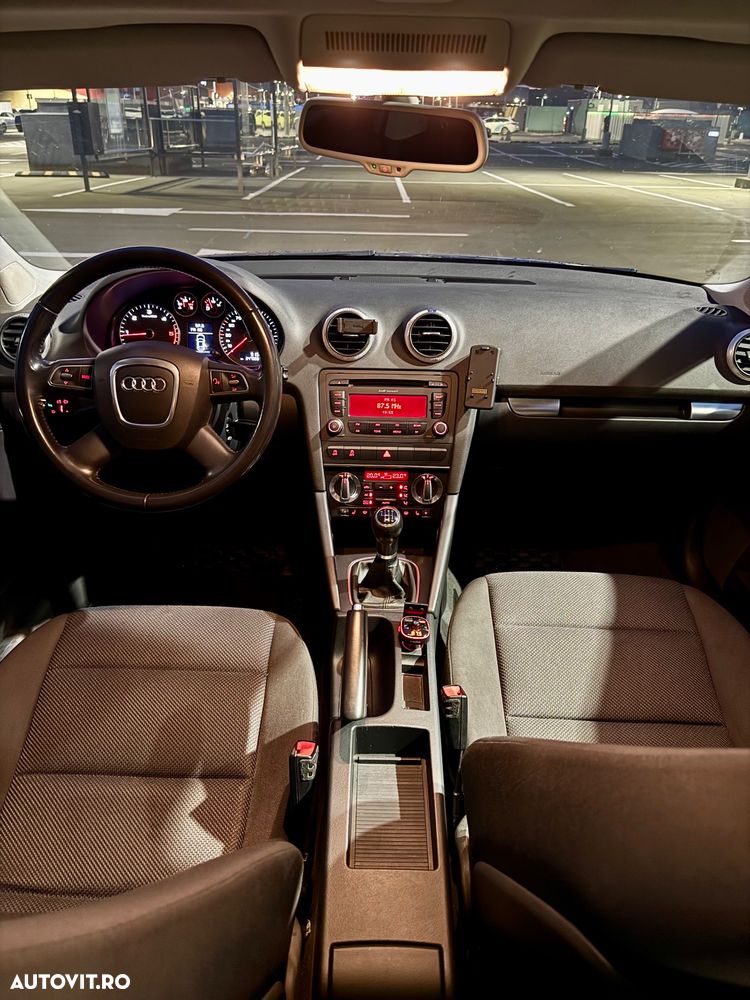 Audi A3 2.0 TDI Sportback Ambiente - 10