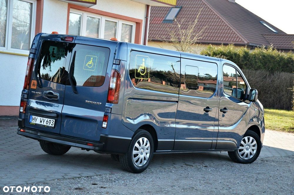Renault Trafic - 12