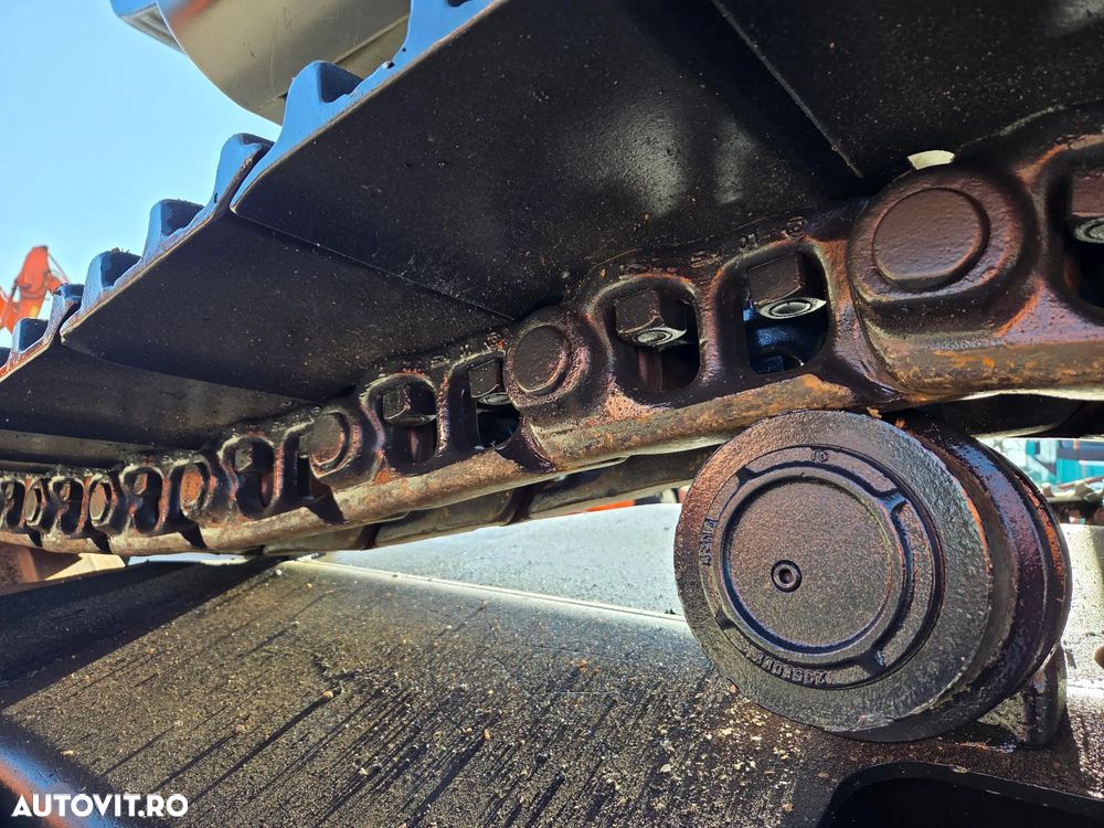 Hitachi ZX290LCN, 30 tone, 2014, 9.152h, latime 2,99m, 3 brate excavare, inst picon, inst rotire, gresare automata, Cupla rapida hidr, cupa 1,8mc, senile 80% ok, ad sapare 7m, bolt diam 90mm, 3 pompe hidr HITACHI, STARE BUNA-PROMOTIE 66.900 EUR+Tva - 21