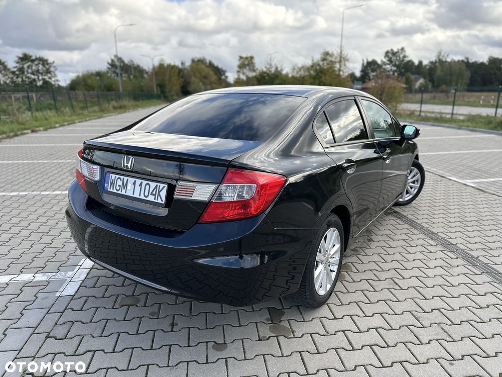 Honda Civic 1.8 Comfort - 9