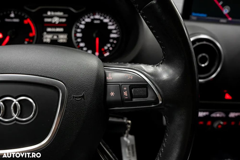 Audi A3 1.6 TDI Sportback (clean diesel) S tronic Ambition - 37