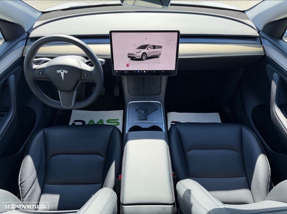 Tesla Model Y Long Range Dual Motor AWD - 8