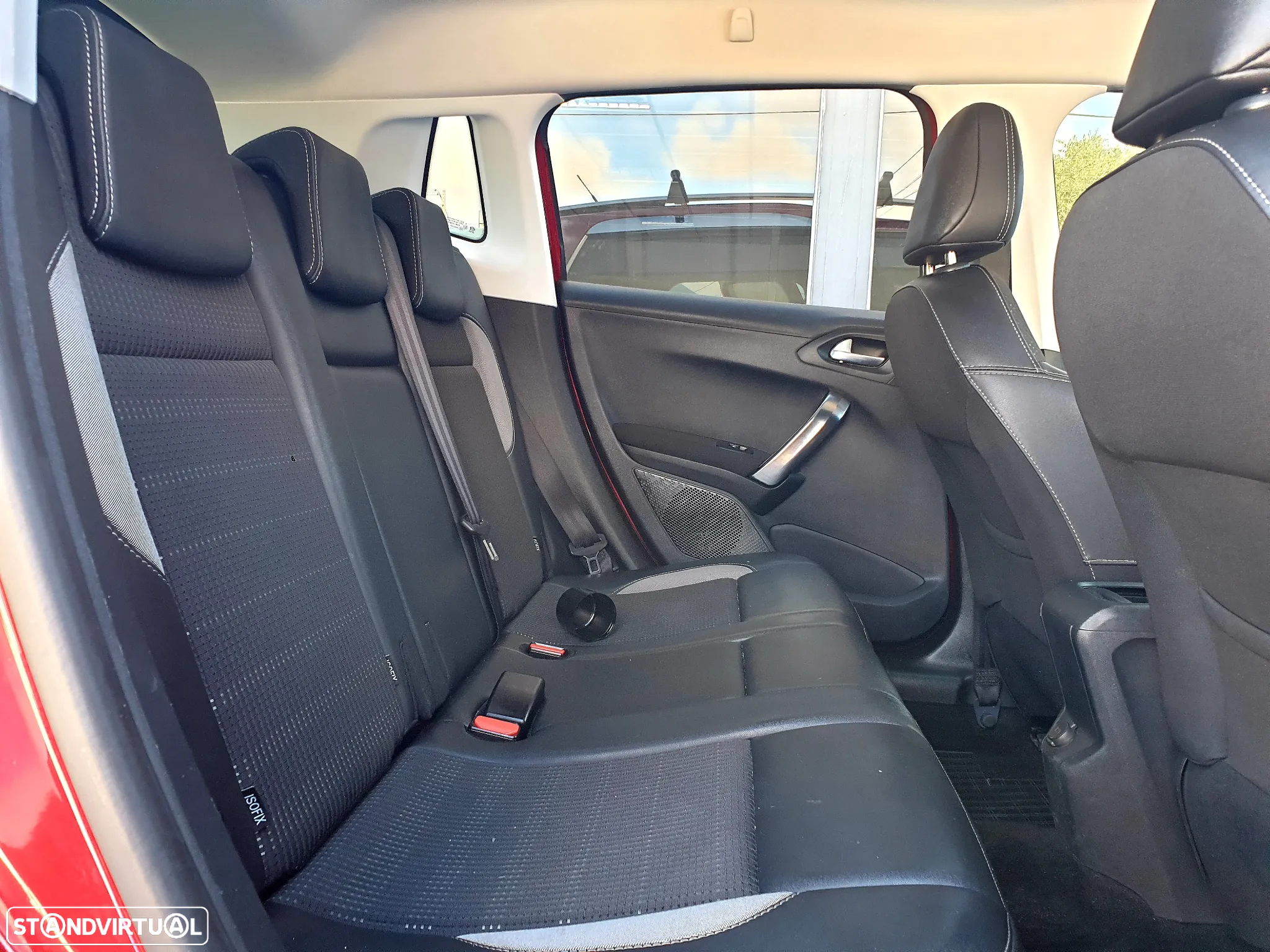Peugeot 2008 1.2 PureTech Allure - 20