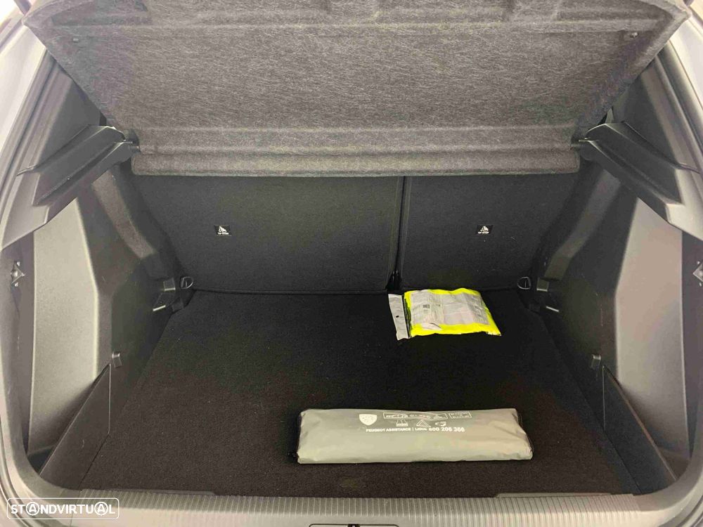 Peugeot 2008 1.2 PureTech Style - 14