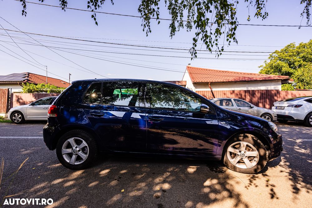 Volkswagen Golf 1.6 TDI DPF MATCH - 10