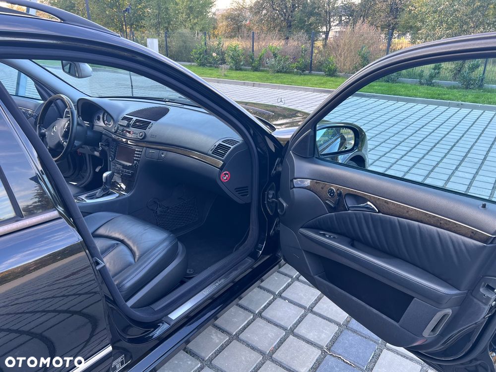 Mercedes-Benz Klasa E 320 CDI T Avantgarde - 18