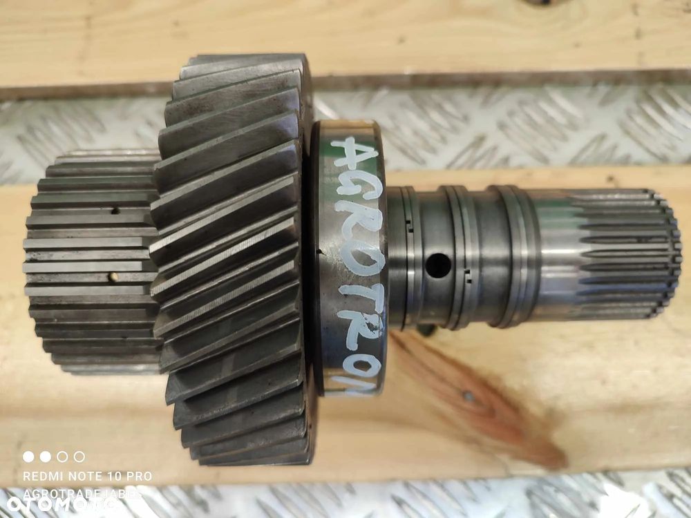Wałek z kołem zębatym skrzynia biegów Deutz Fahr Agrotron 100 (ZF2095368053) - 8