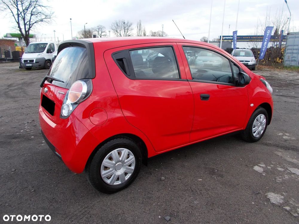Chevrolet Spark 1.0 Base+ - 3