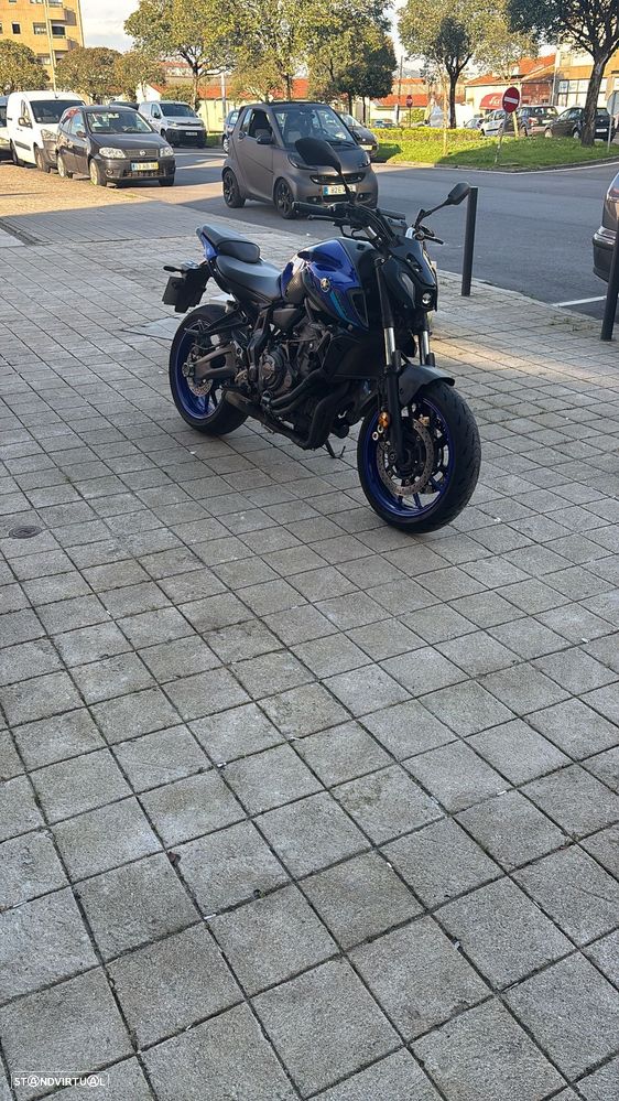 Yamaha MT-07 - 2