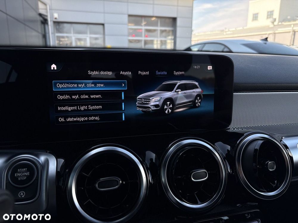 Mercedes-Benz GLB 200 7G-DCT - 26