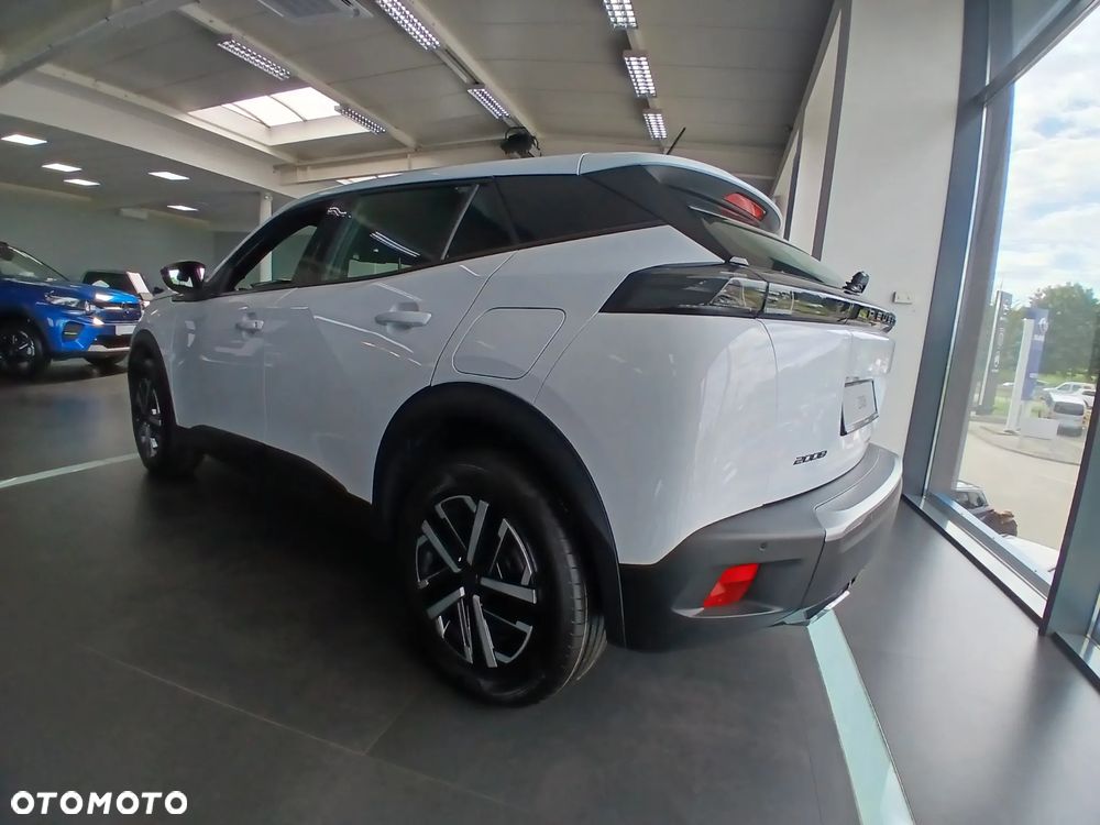 Peugeot 2008 PureTech mHEV Style e-DCS6 - 9