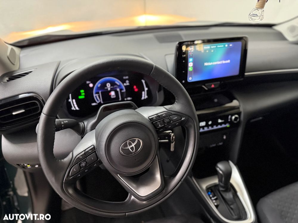 Toyota Yaris Cross - 13