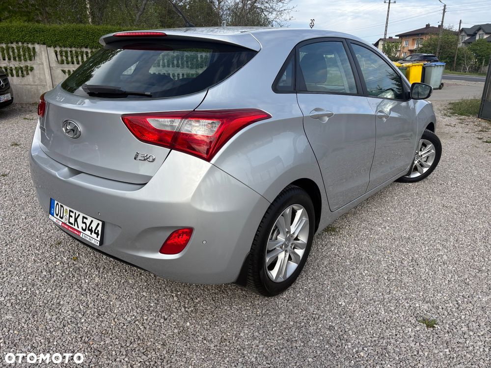 Hyundai i30 1.4 CRDi Intro Edition - 6