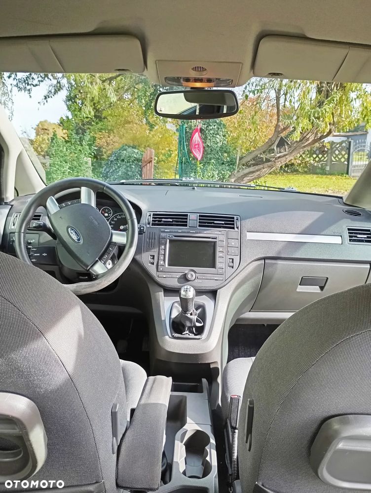 Ford C-MAX - 12