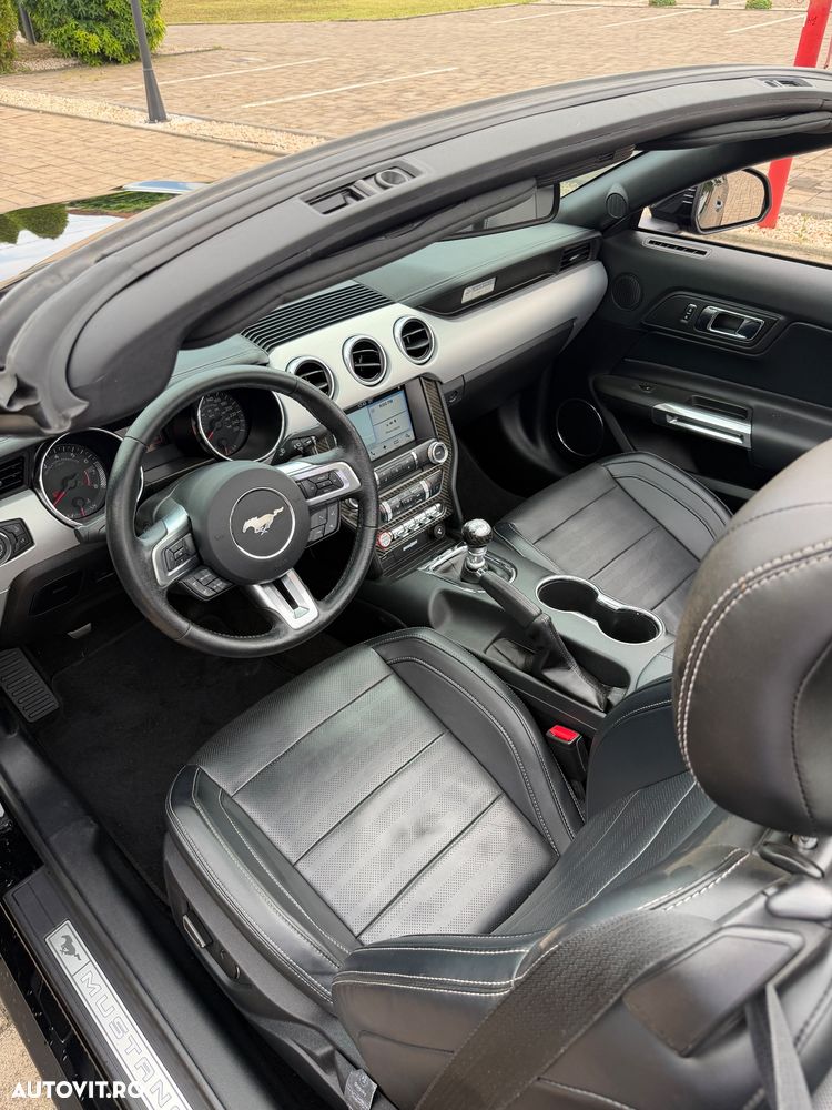 Ford Mustang 5.0 V8 - 12
