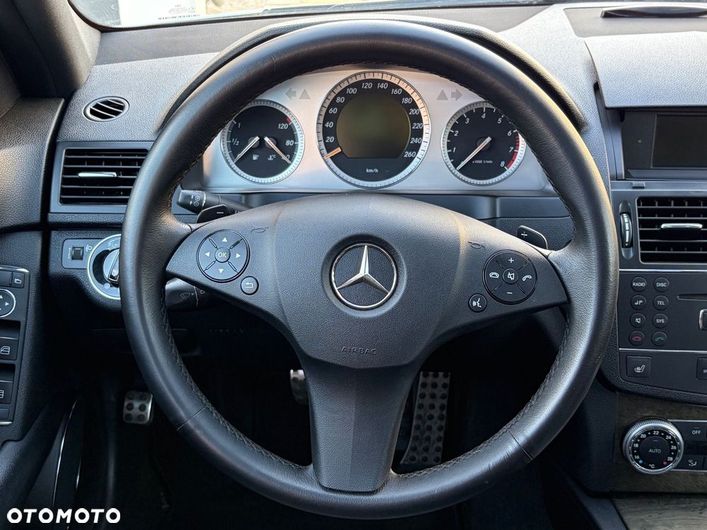 Mercedes-Benz Klasa C - 23