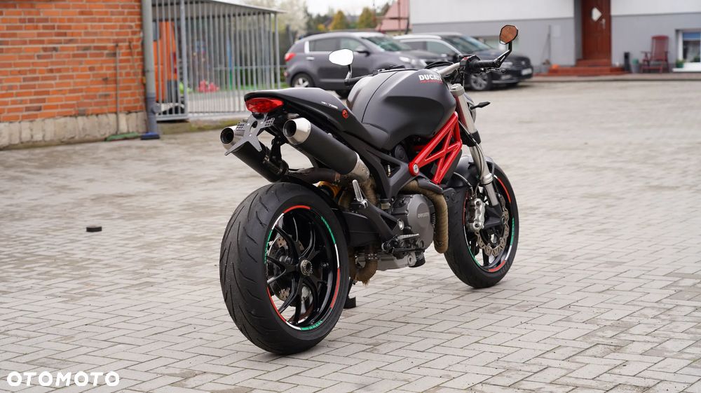 Ducati Monster - 5