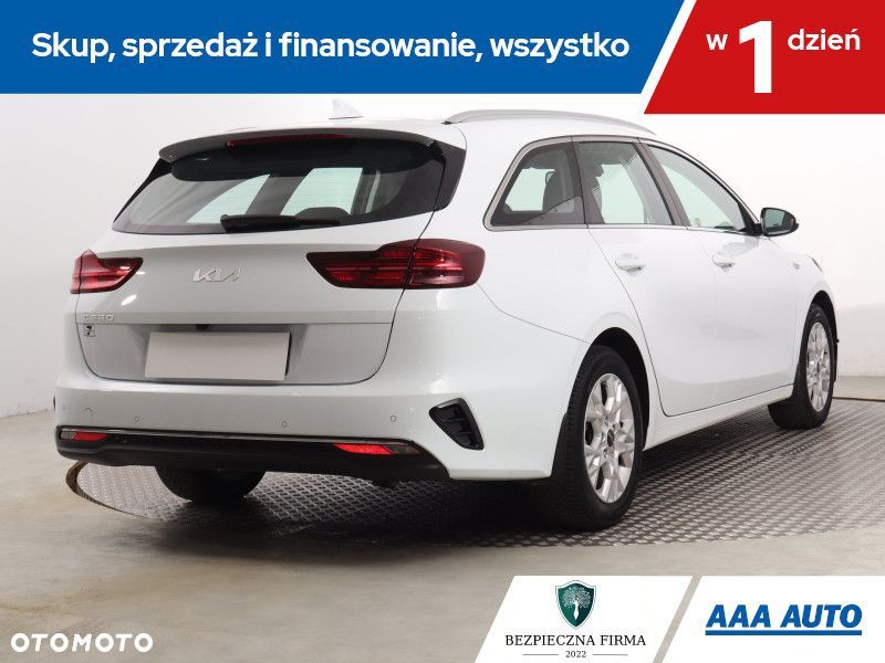 Kia Ceed - 6