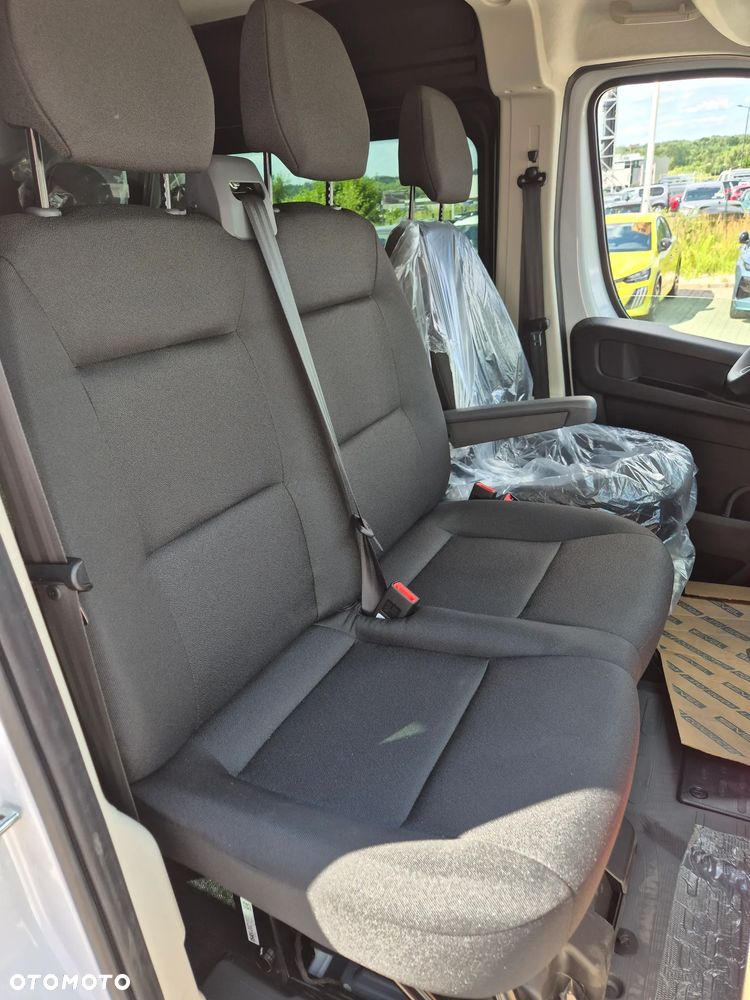 Fiat Ducato Maxi Furgon Brygadowy 7miejsc L3H2 3,5T 2.2 140KM !! OD RĘKI !! - 13