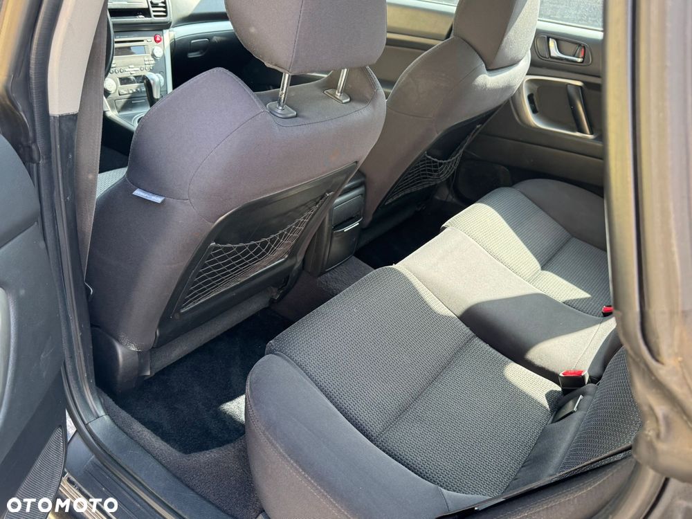 Subaru Legacy - 7