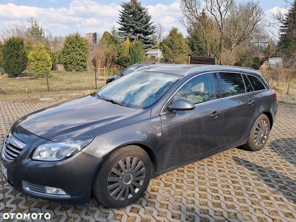 Opel Insignia 2.0 CDTI Sports Tourer - 1