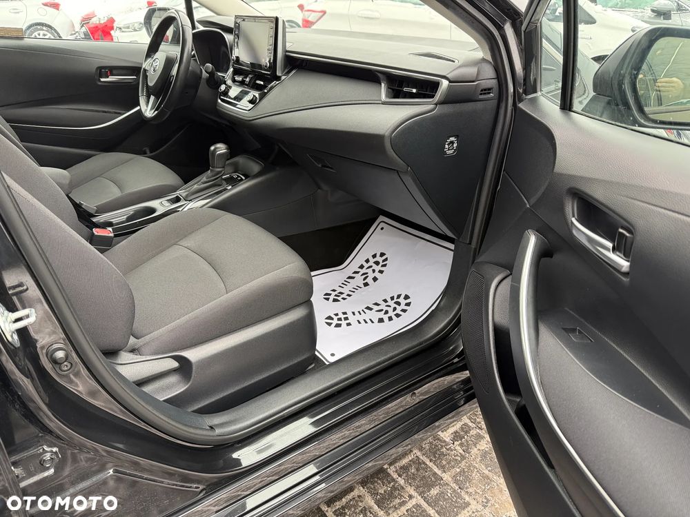 Toyota Corolla 1.8 Hybrid Comfort - 12