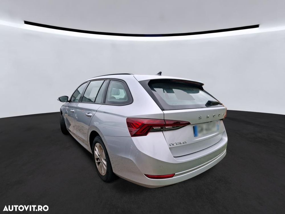 Skoda Octavia Combi 2.0 TDI DSG Clever - 19