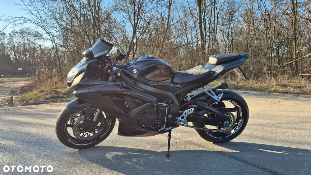 Suzuki GSX-R - 3