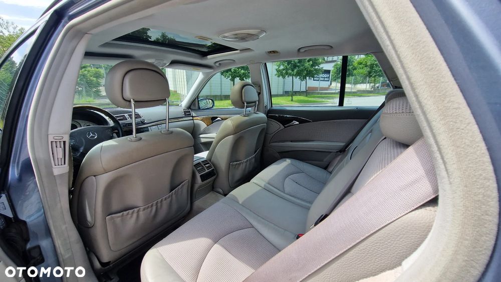 Mercedes-Benz Klasa E 220 CDI T Elegance - 6