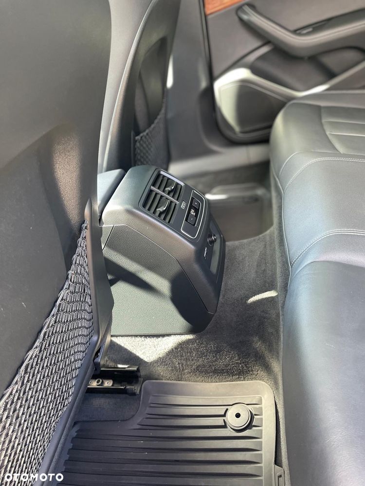 Audi A4 40 TFSI S tronic - 38