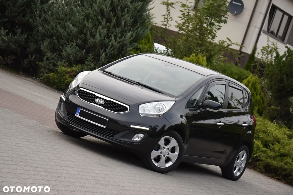 Kia Venga - 8