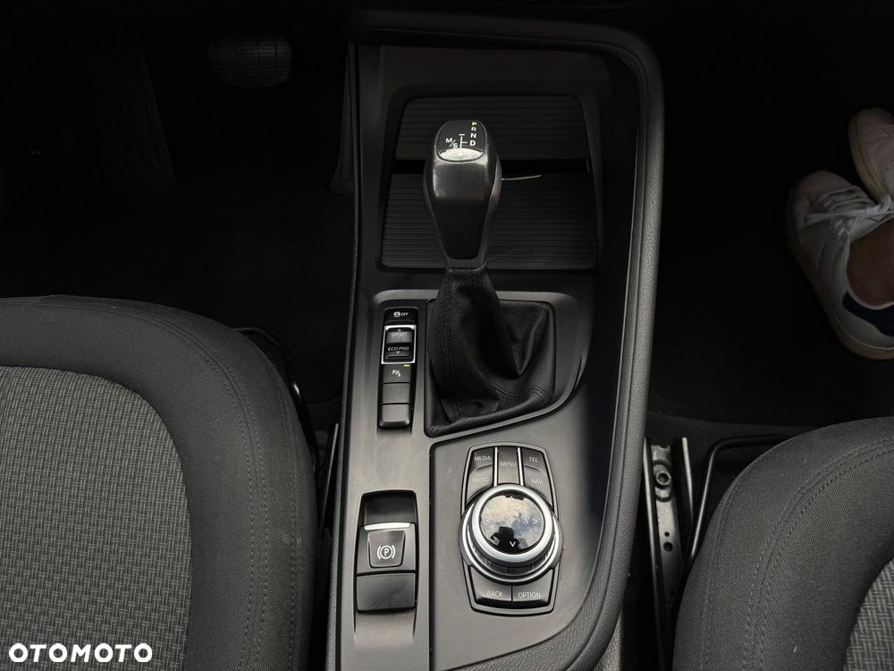 BMW X1 sDrive18i Sport Line - 25