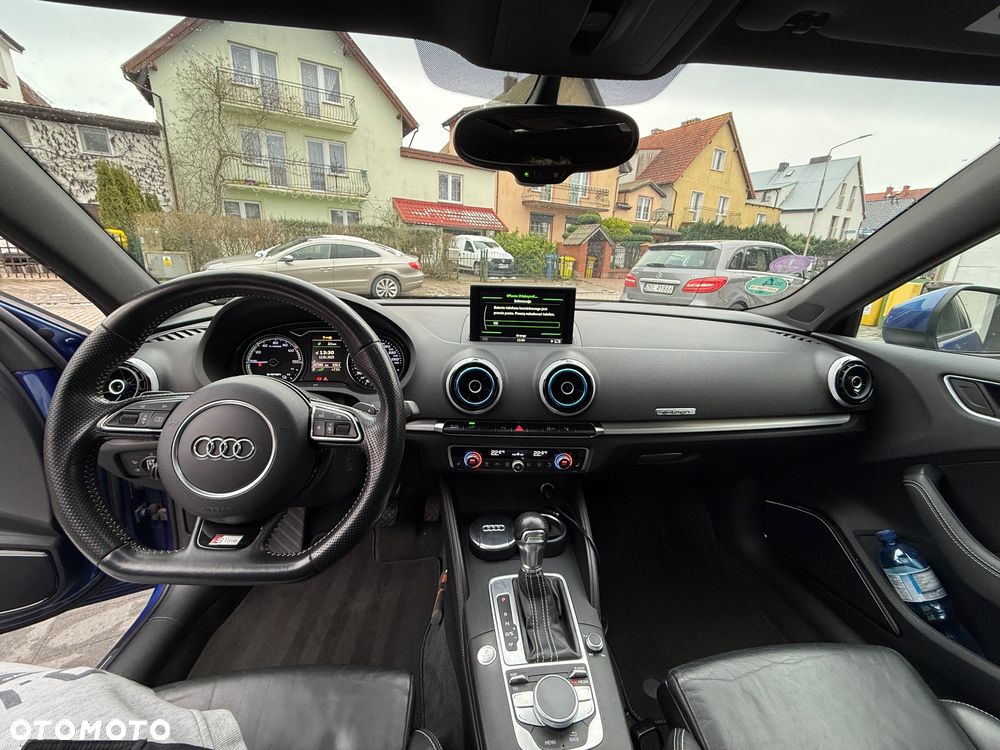 Audi A3 Sportback 1.4 TFSI e-tron S line Sportpaket - 11