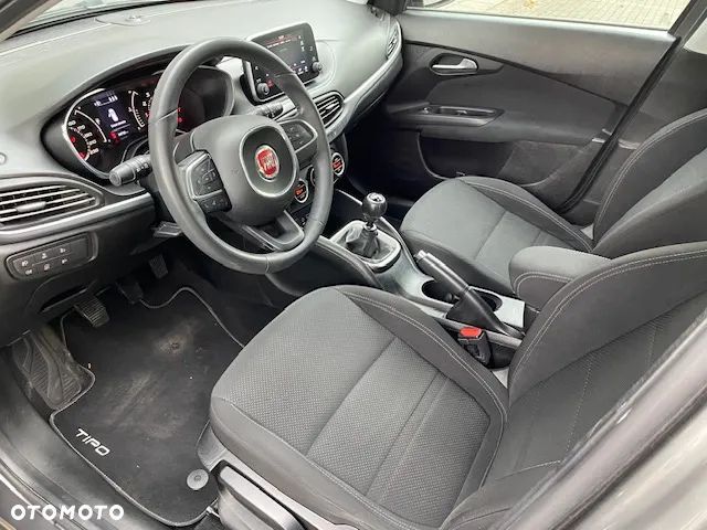 Fiat Tipo 1.4 T-Jet 16v Lounge - 21