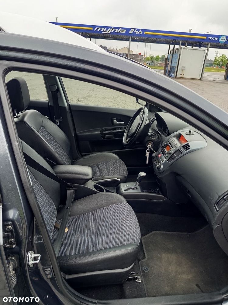 Kia Ceed 1.6 Comfort + - 8