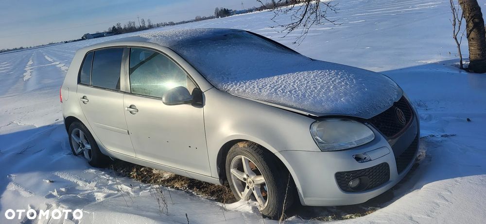 Volkswagen Golf 1.9 TDI Sportline - 2