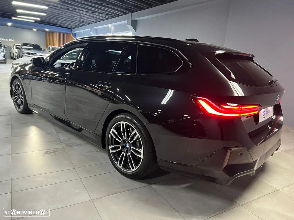 BMW 530 e Pack Desportivo M - 11