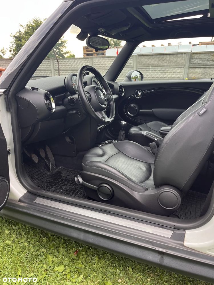 MINI Cooper Standard - 12