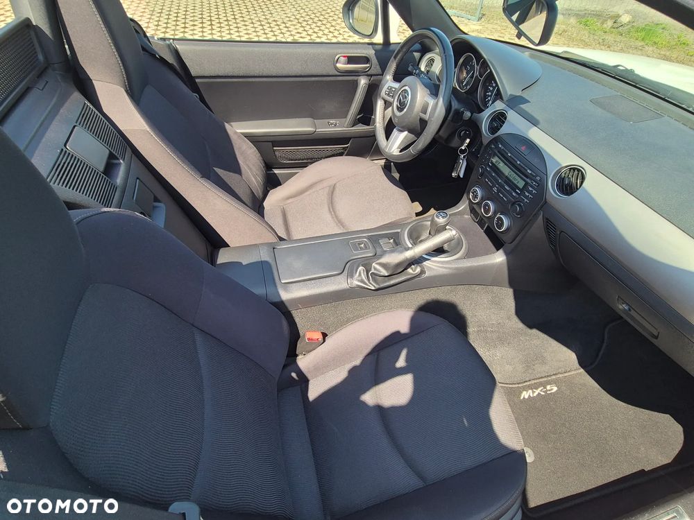 Mazda MX-5 - 7